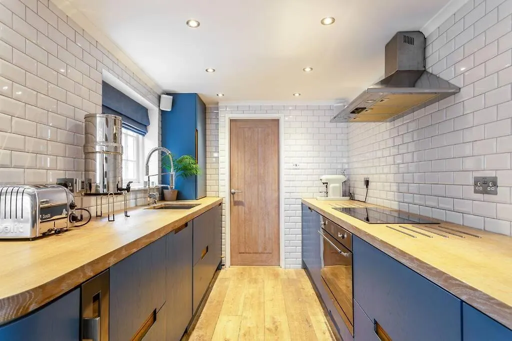 Stylish Townhouse In Vibrant North Laine Villa Brighton Holiday home